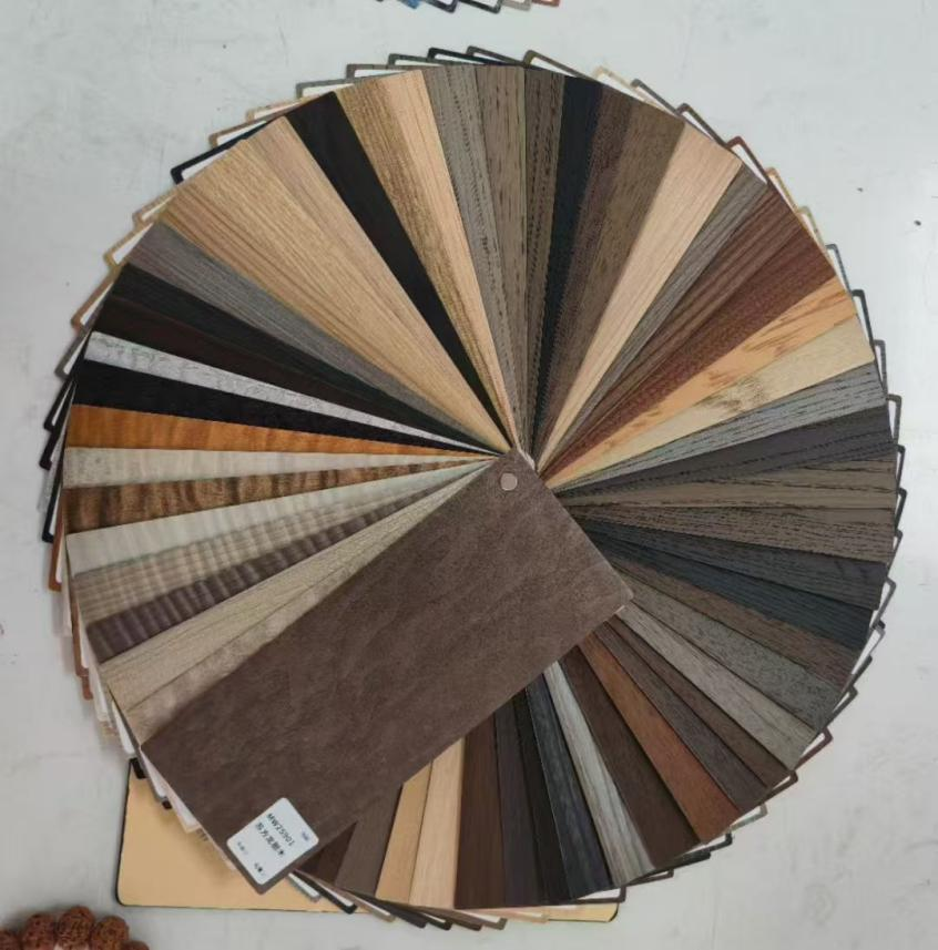 මල නොබැඳෙන වානේ දොරවල් මතුපිට අලංකරණය: දැව ධාන්ය චිත්රපට යෙදුමේ ශක්යතා විශ්ලේෂණය